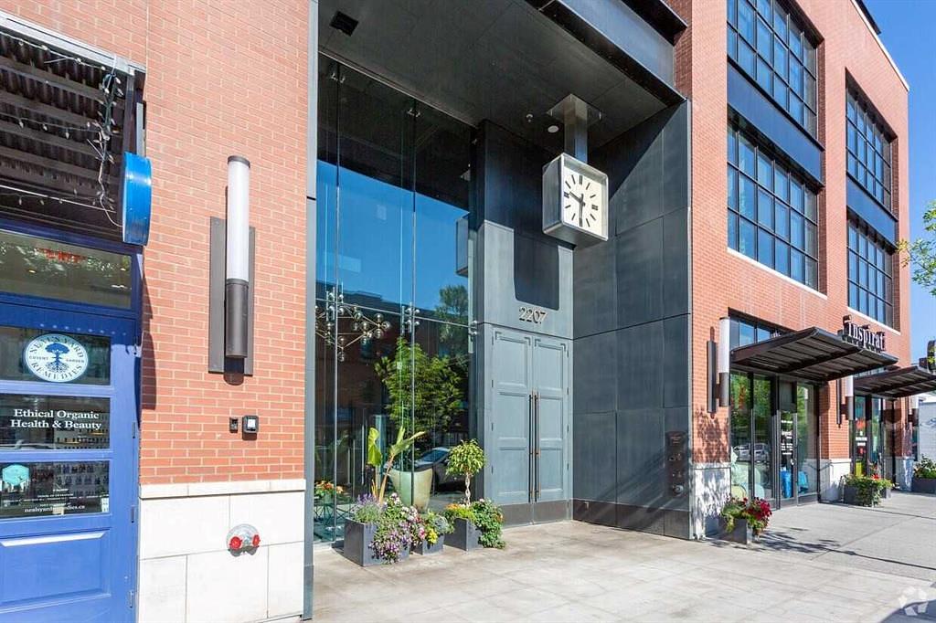 400 - 2207 4 Street Southwest, Calgary, AB