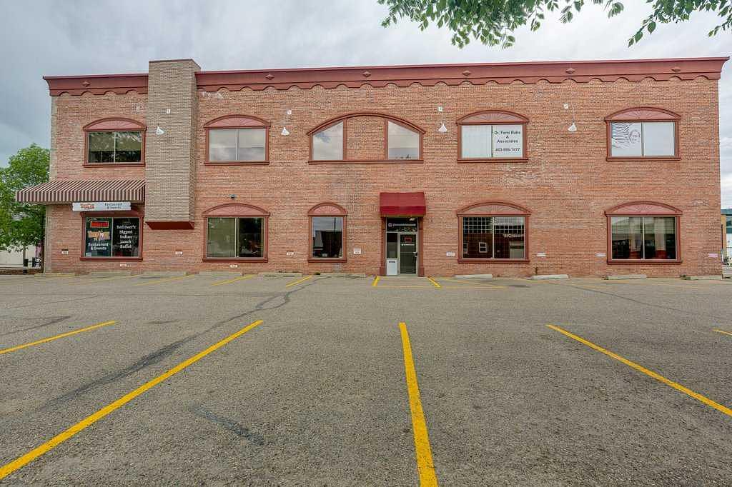 105 - 4807 50 Avenue, Red Deer, AB