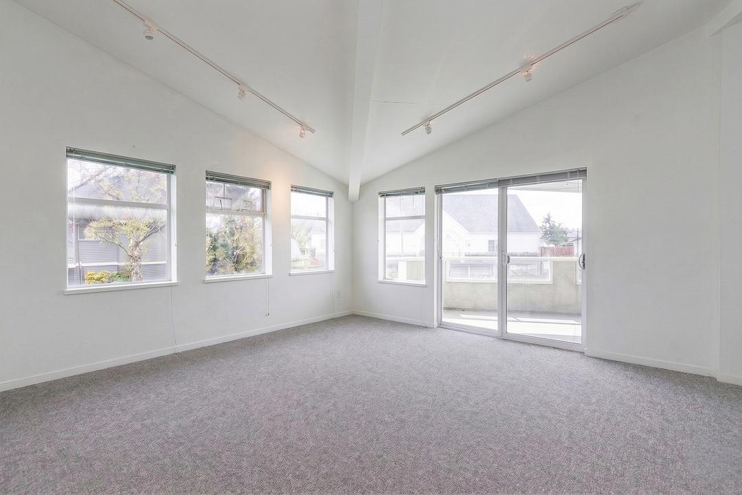 12189 Beecher Street, Surrey, BC