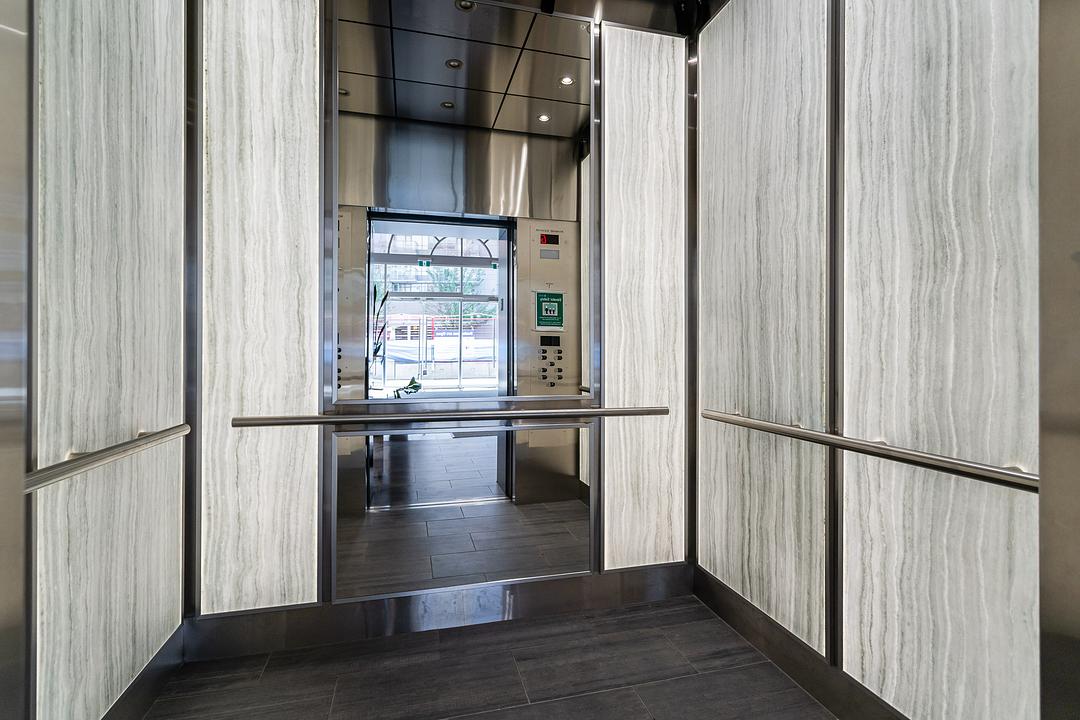 400 - 2025 West Broadway, Vancouver, BC