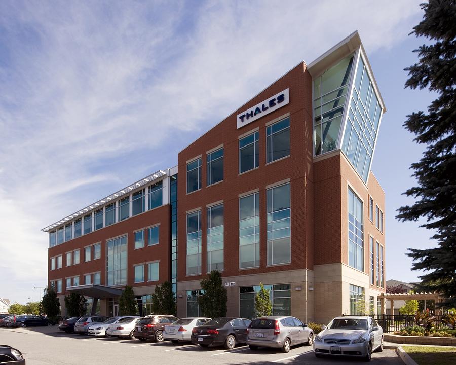 1 Chrysalis Way, Ottawa, ON