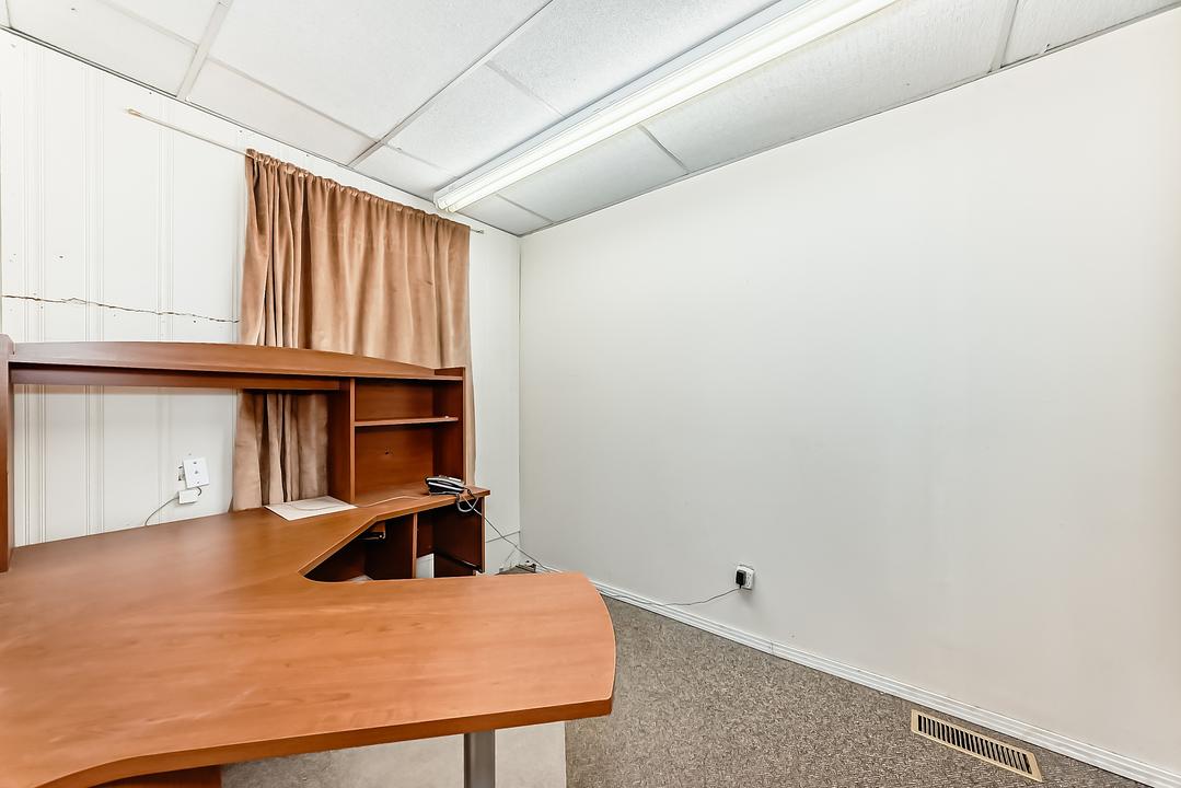 10969 101 Street Northwest, Edmonton, AB