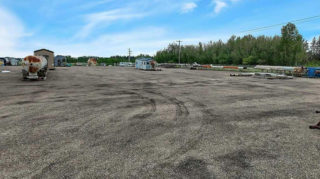 57 Mckenzie Drive, Penhold, AB