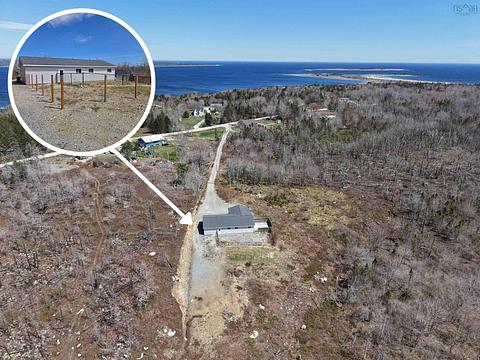 128 Beach Road, Shelburne, NS