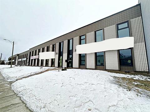 8127 Fraser Avenue, Fort McMurray, AB