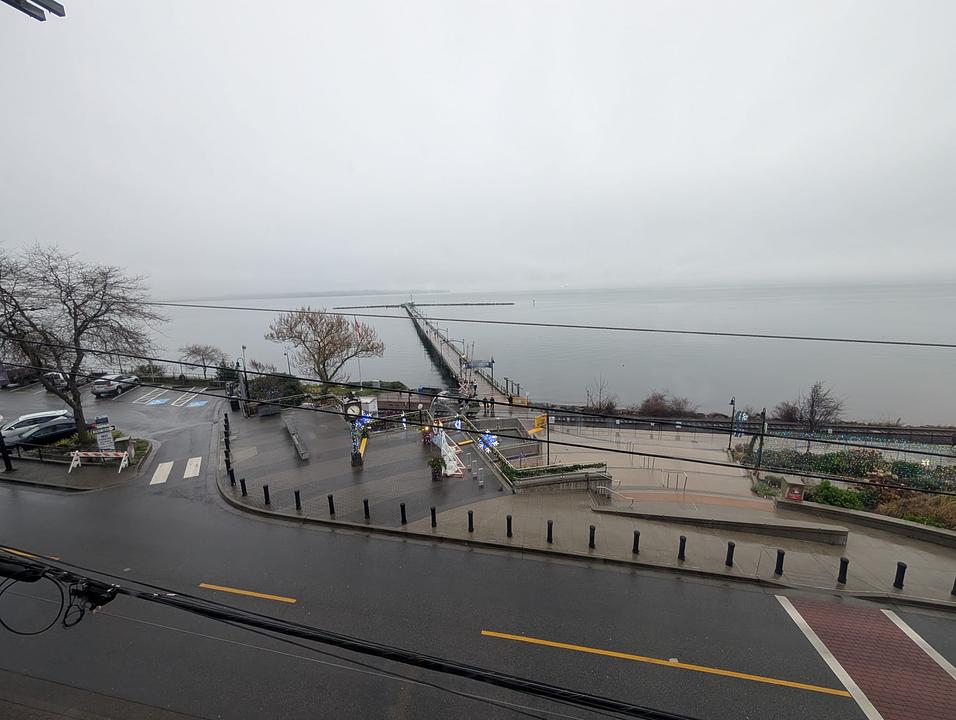 15047 Marine Dr, White Rock, BC