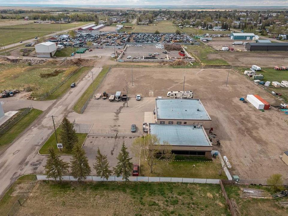 300e, Raymond, AB