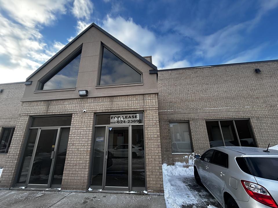 D14 - 1105 Crestlawn Drive, Mississauga, ON