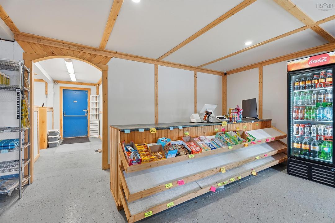 9645 Highway 8, Caledonia, NS