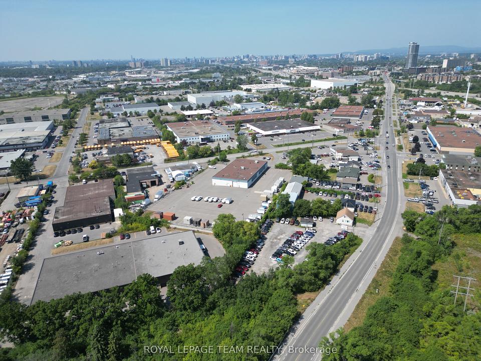1506 Cyrville Road, Ottawa, ON