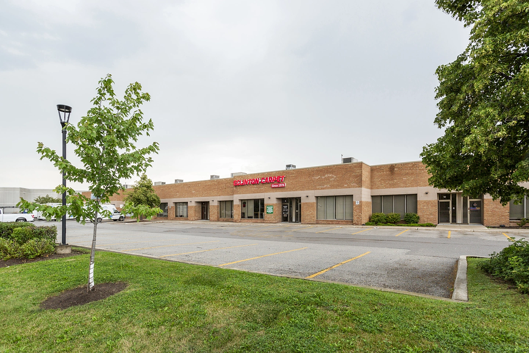 20 - 3495 Laird Road, Mississauga, ON