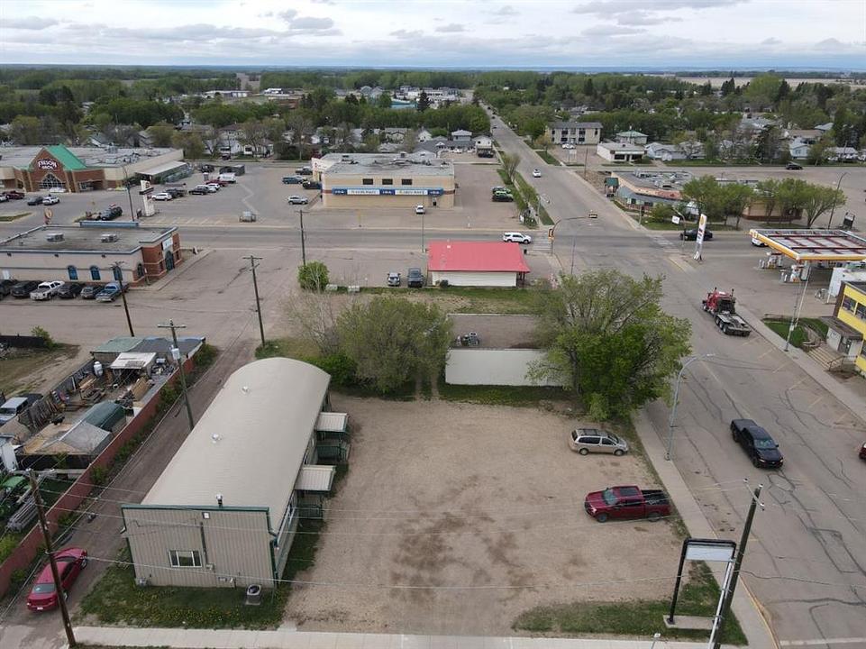 5200 - 50 Street, High Prairie, AB