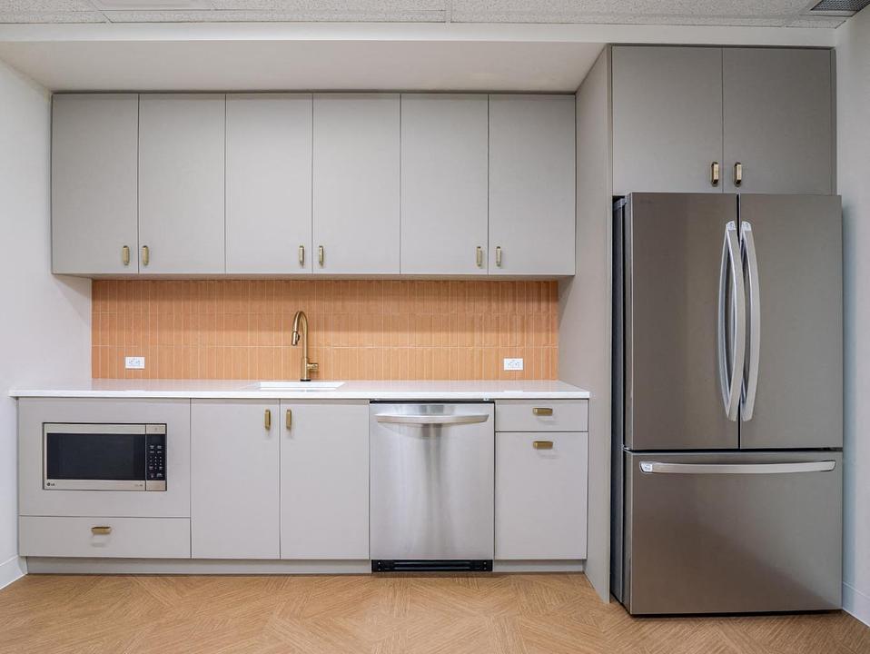500     - Show Suite - 530 8 Avenue Southwest, Calgary, AB