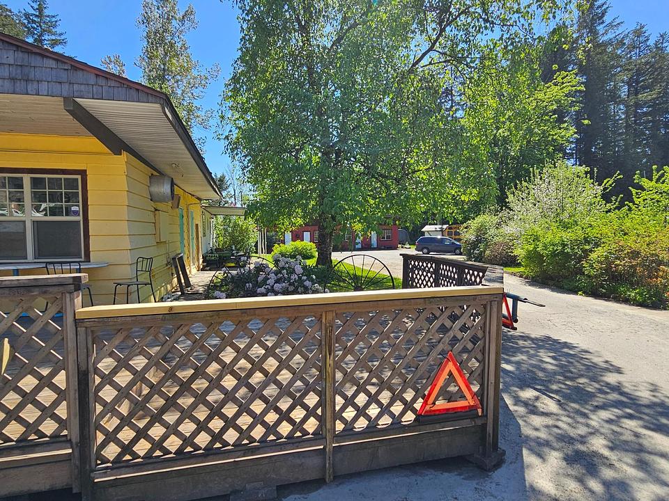2226 Lougheed Highway, Agassiz, BC