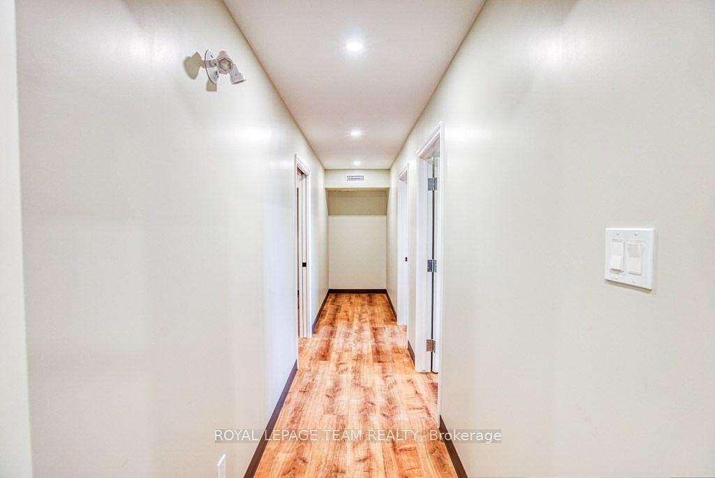 84 Centrepointe Drive, Ottawa, ON