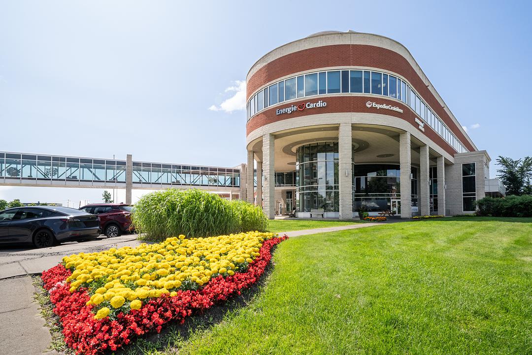 825 Boulevard Lebourgneuf, Québec, QC