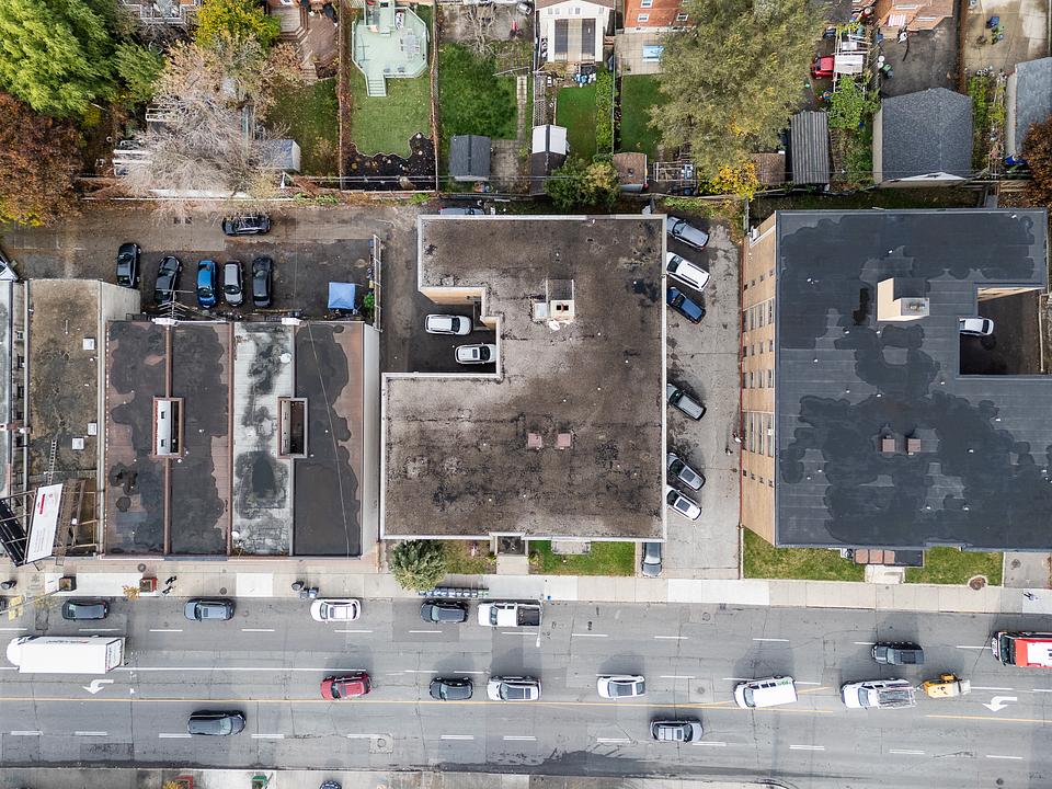 1500 Eglinton Avenue West, Toronto, ON