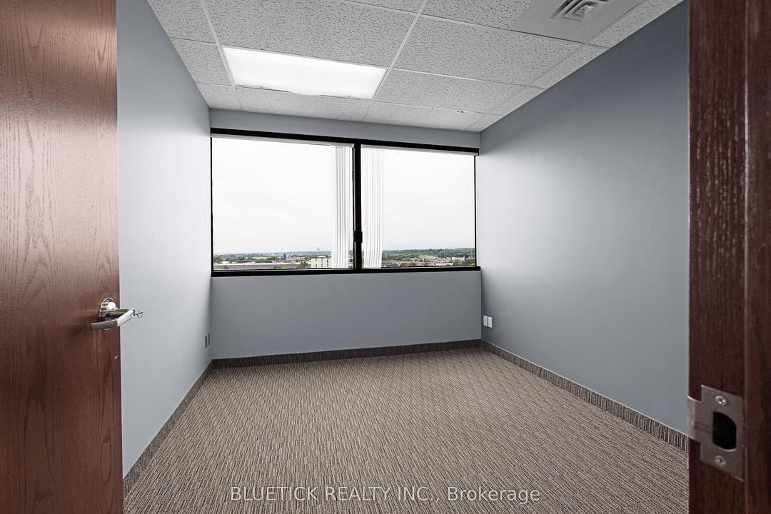 704 - 700 Dorval Drive, Oakville, ON