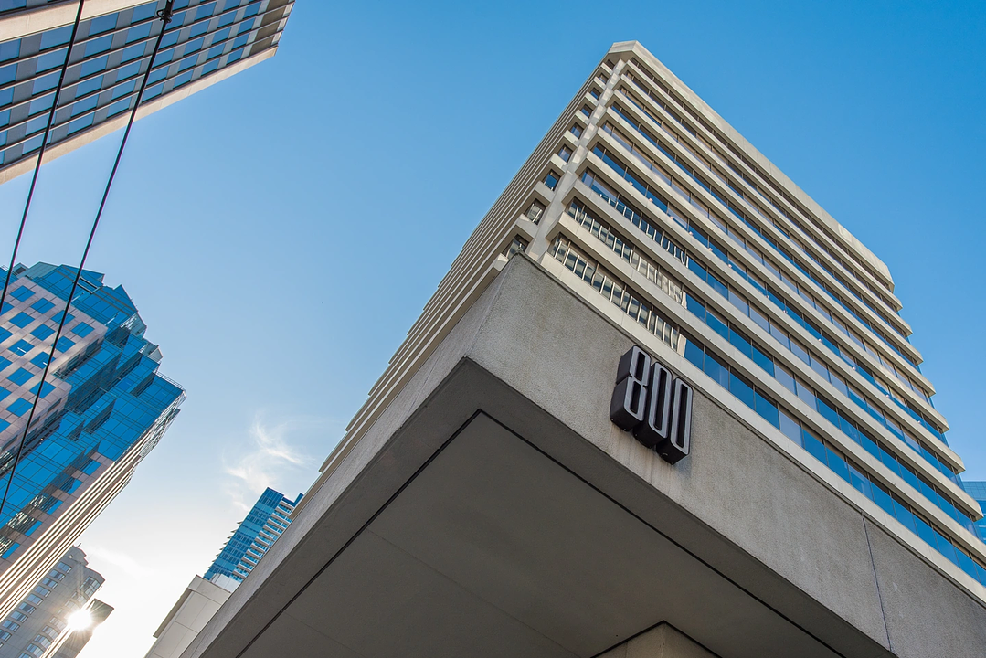 910 - 800 West Pender Street, Vancouver, BC