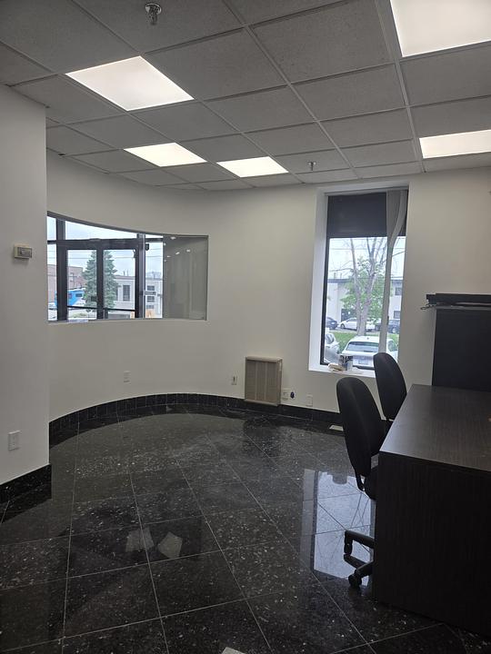 100A - 675 Garyray Drive, Toronto, ON