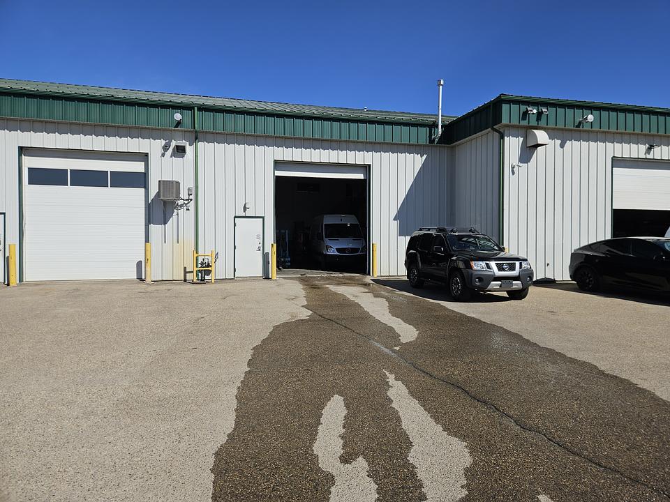 2 - 4621 63 Street, Red Deer, AB