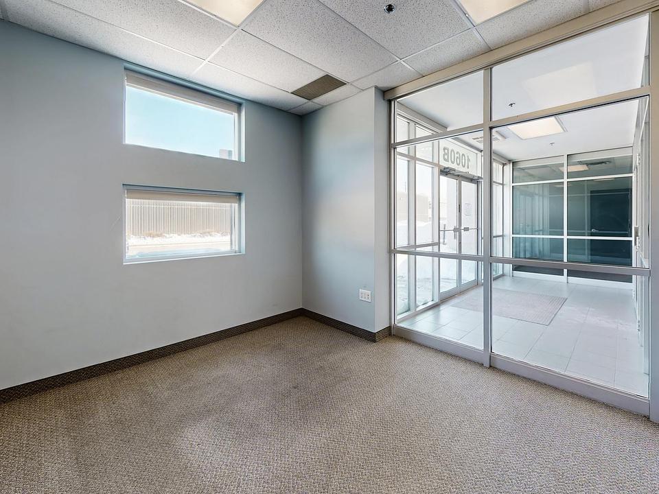 B - 1060 B Lorimar Drive, Mississauga, ON