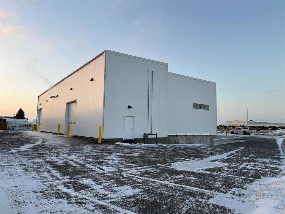 410 36 Street North, Lethbridge, AB