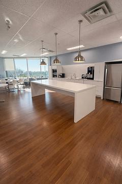 90 Matheson Boulevard West, Mississauga, ON