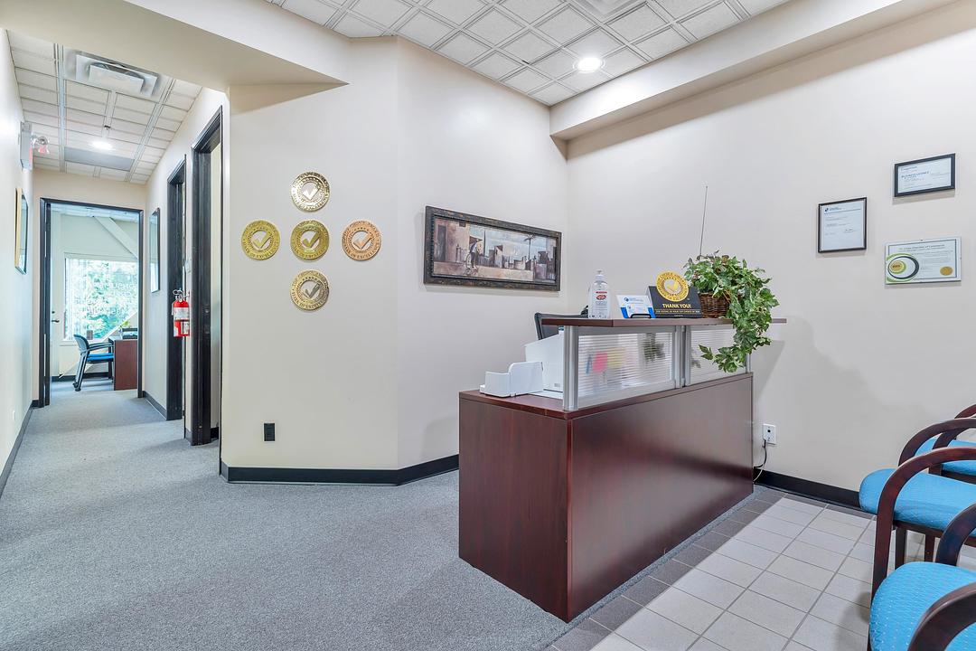 203 - 1120 Westwood Street, Coquitlam, BC