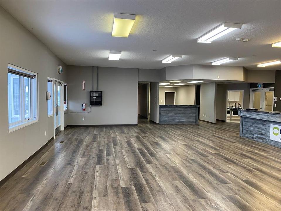 44 Avenue, Ponoka, AB