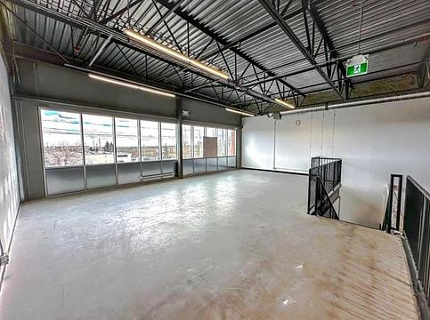 5073 11 Street Southeast, Calgary, AB