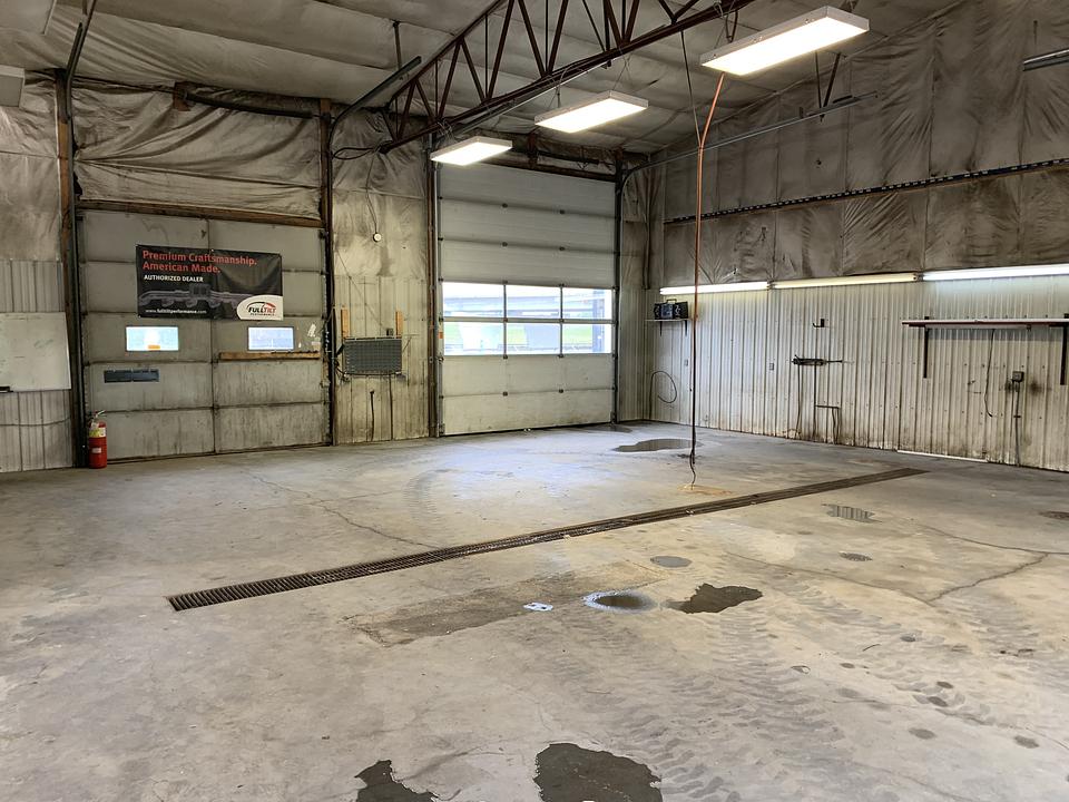 B - 4827 47 Avenue, Entwistle, AB