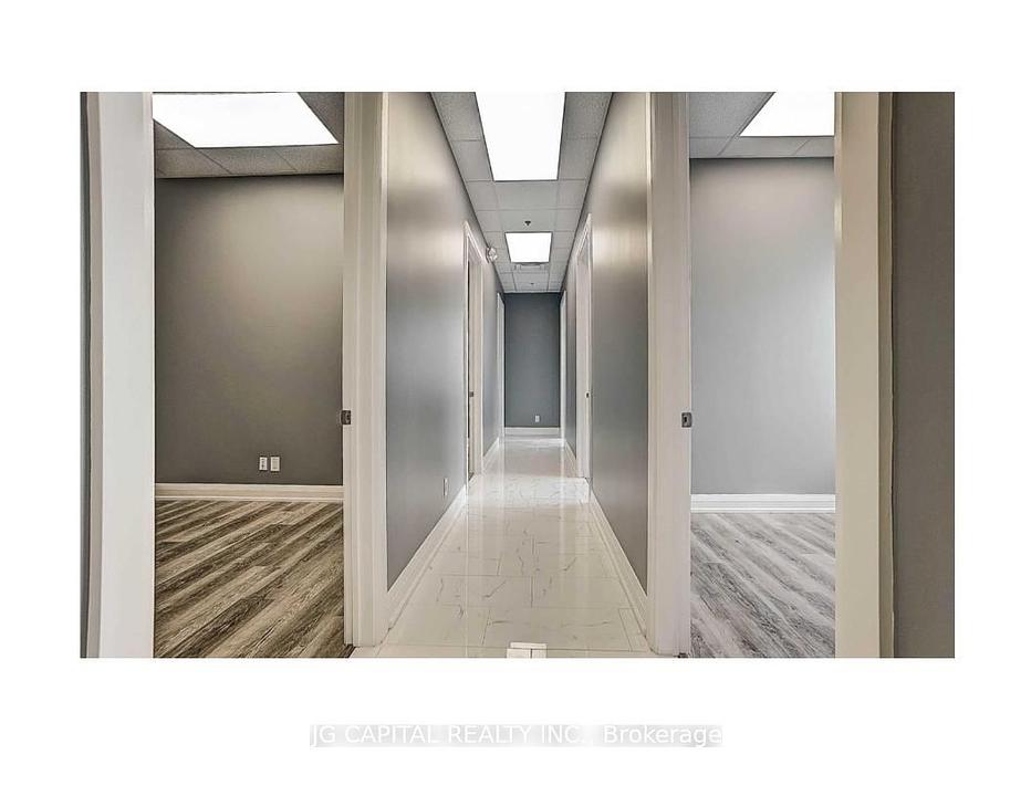 301 - 218 Export Boulevard, Mississauga, ON