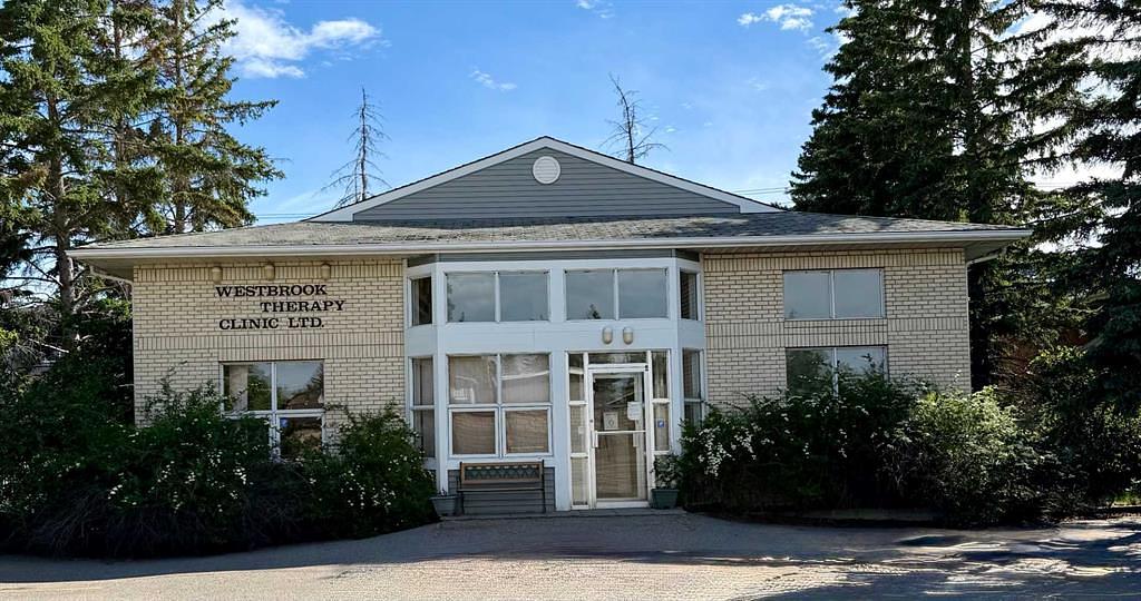 4131 Bow Trail Southwest, Calgary, AB