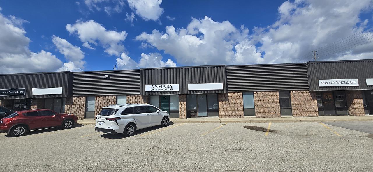 11 - 600 Newbold Street, London, ON