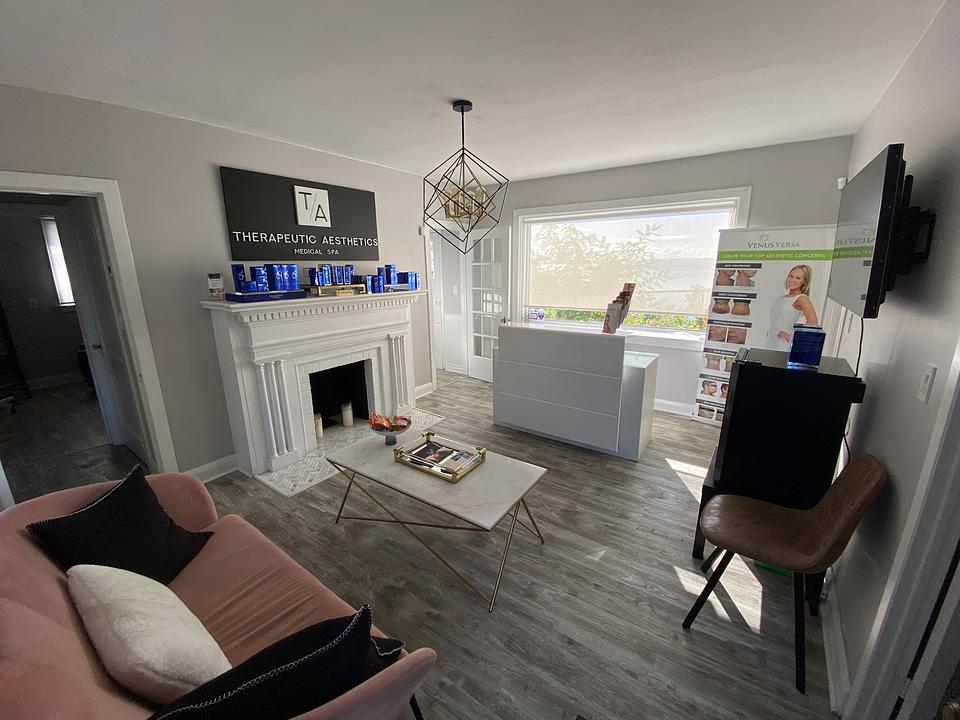 2108 Old Lakeshore Road, Burlington, ON