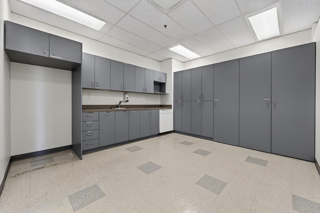 396 11 Avenue Southwest, Calgary, AB