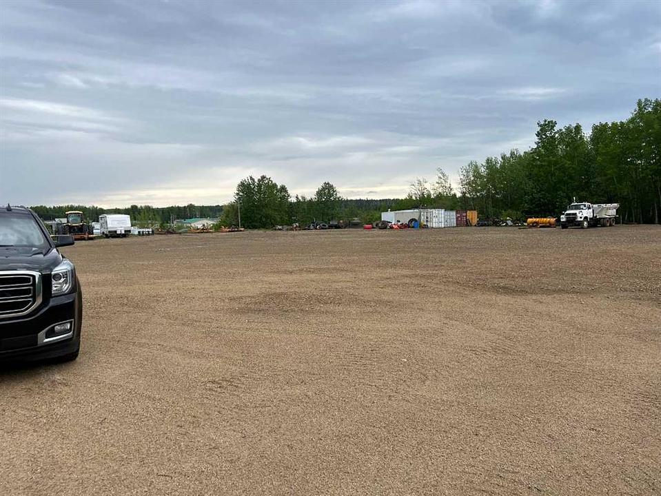 201 1 Street, Fox Creek, AB