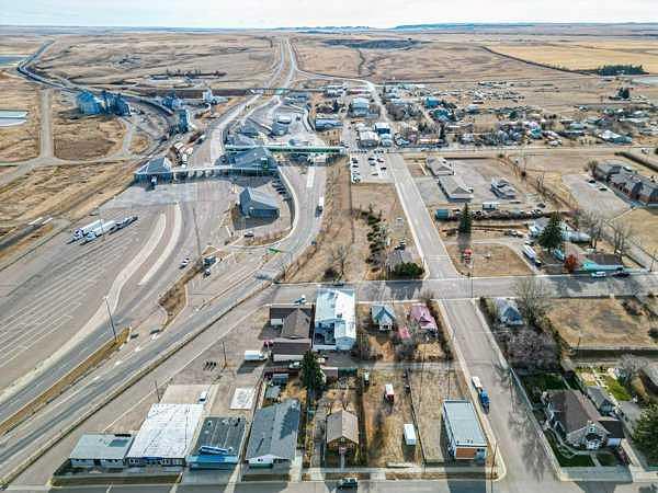 111 1 Avenue South, Coutts, AB