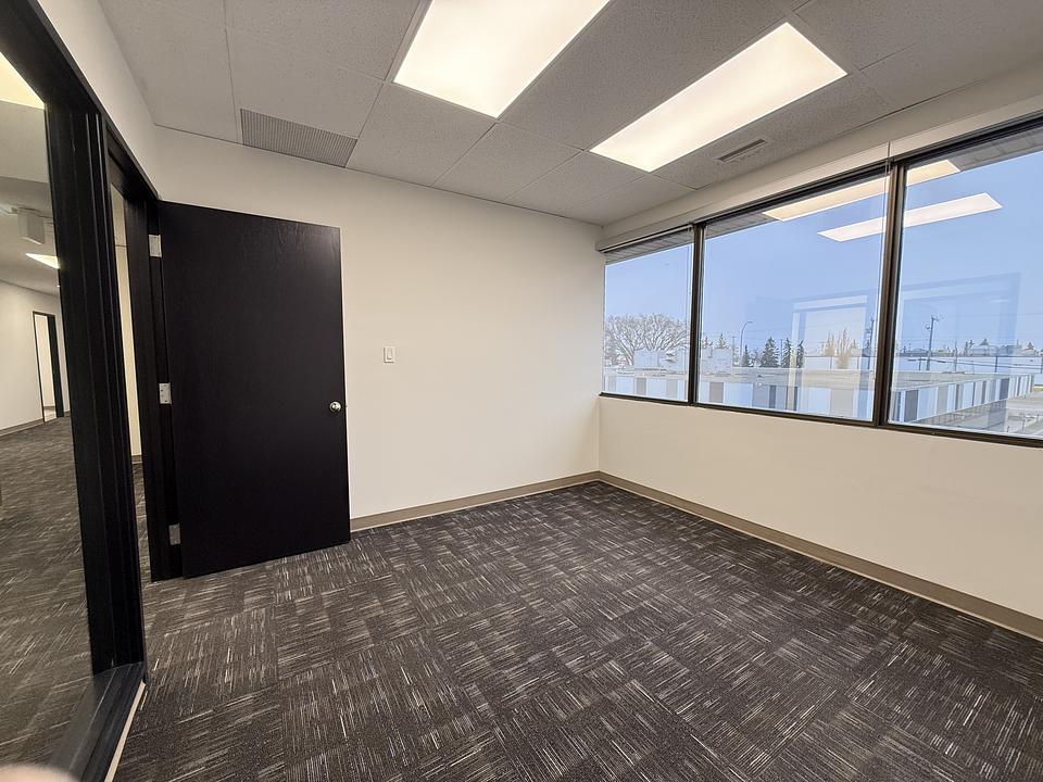 202 - 15015 123 Avenue Northwest, Edmonton, AB