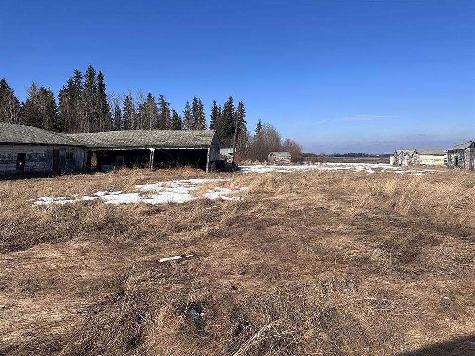 4902 50 Street, Grassland, AB