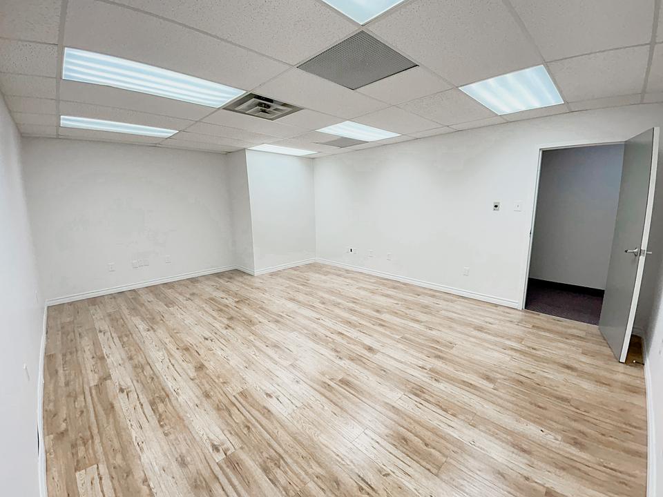 2109 London Line, Sarnia, ON