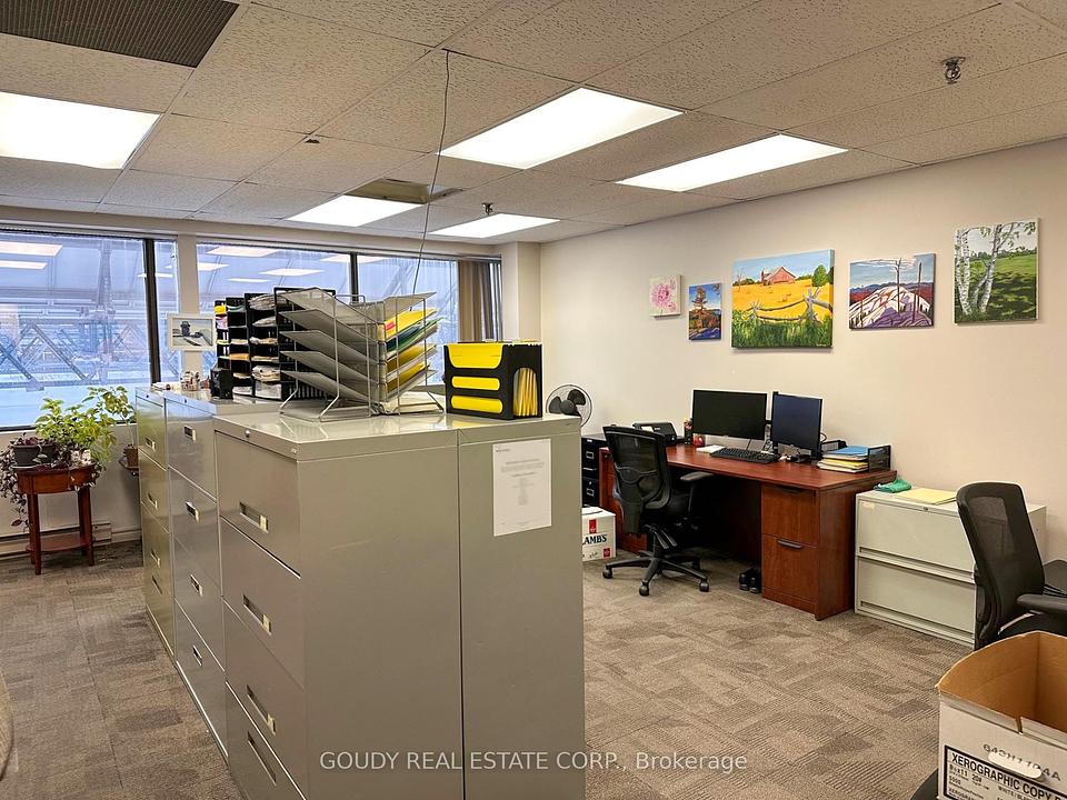 303 - 1685 Main Street West, Hamilton, ON
