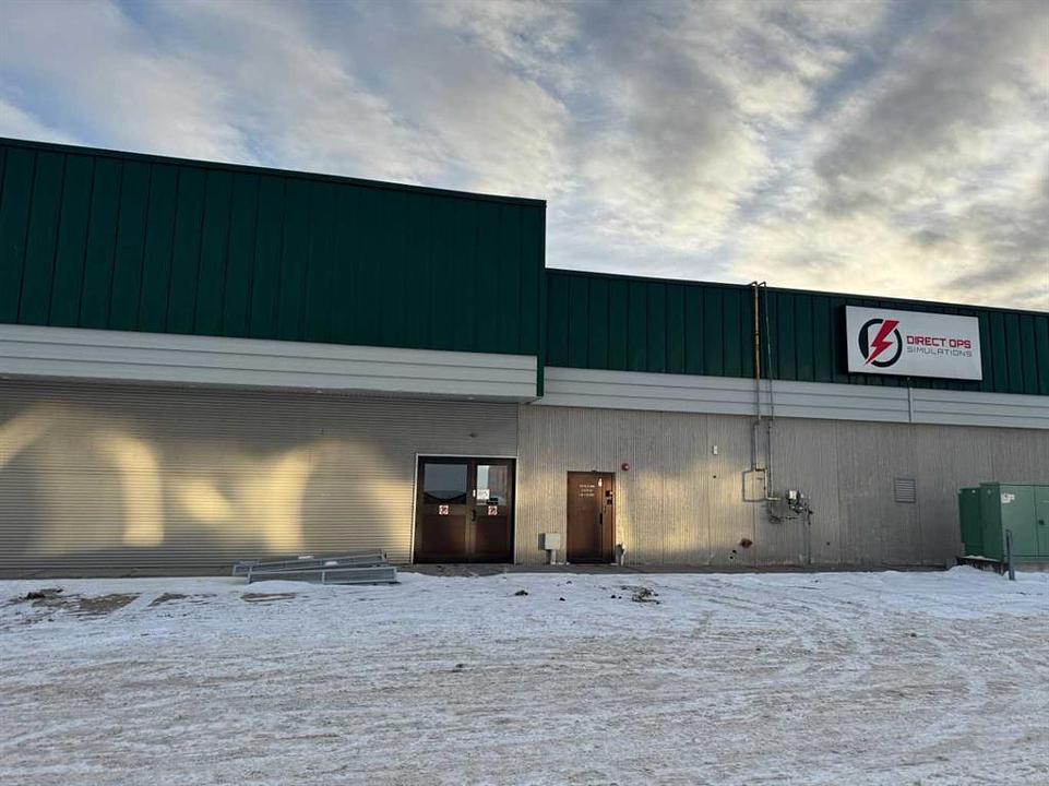 6A - 1411 33 Street Northeast, Calgary, AB