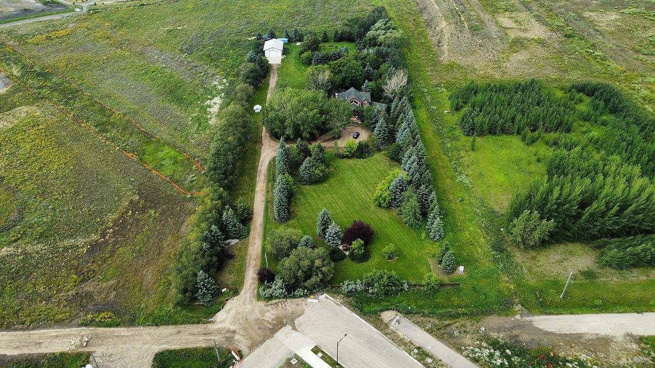 2550 127 Street Southwest, Edmonton, AB