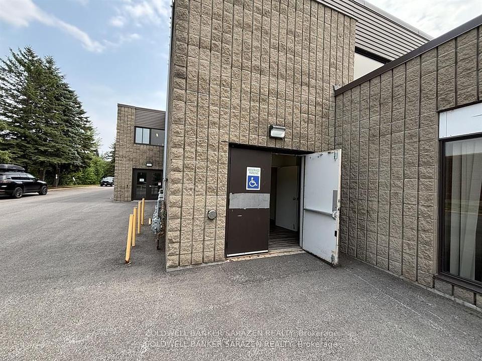 1&8 - 155 Terence Matthews Crescent, Ottawa, ON