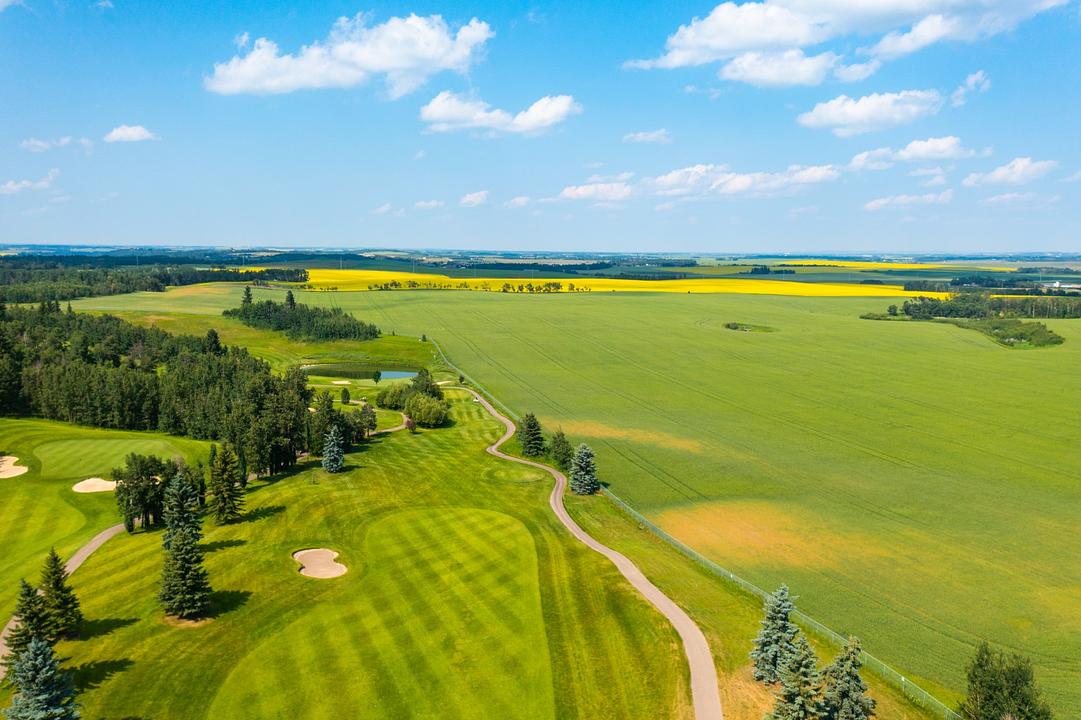 Range Road 283C, Innisfail, AB