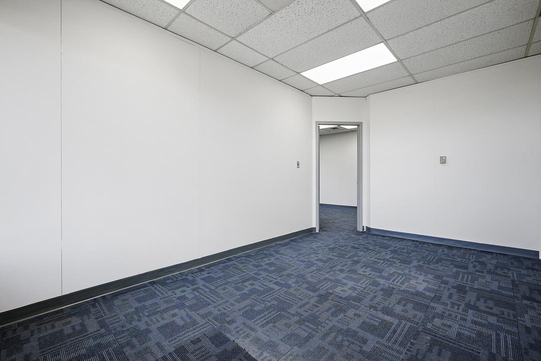 220 - 3016 19 Street Northeast, Calgary, AB
