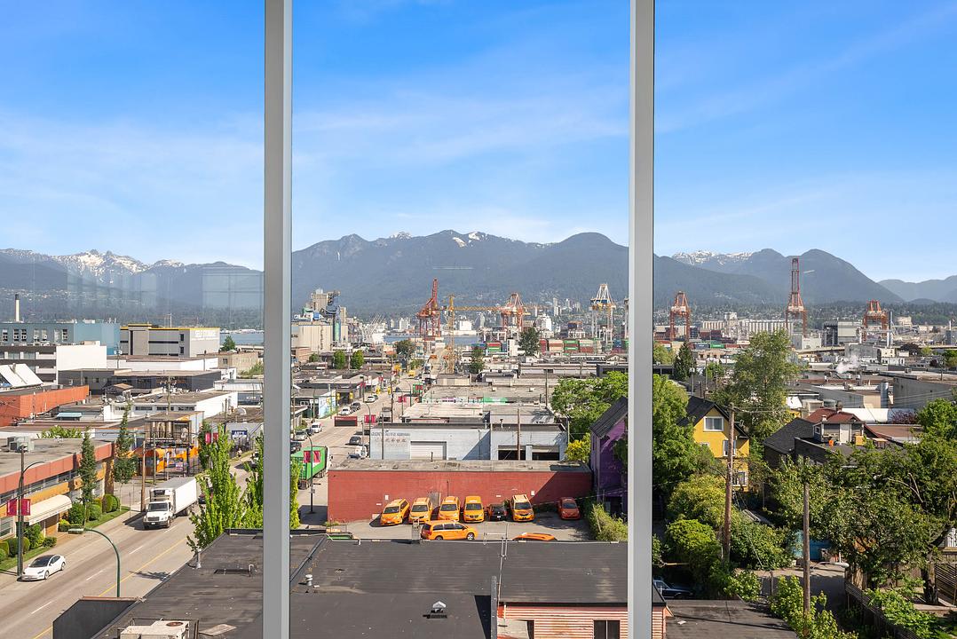 402 - 1308 Adanac Street, Vancouver, BC