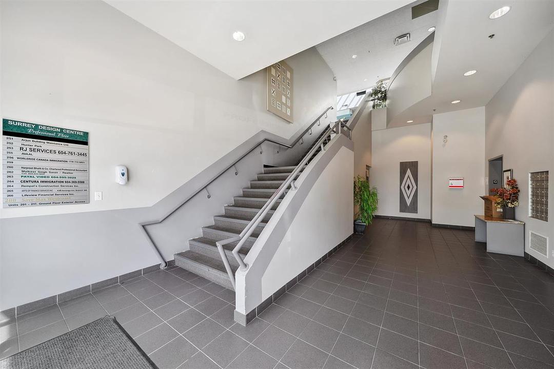 267 - 12899 76 Ave, Surrey, BC